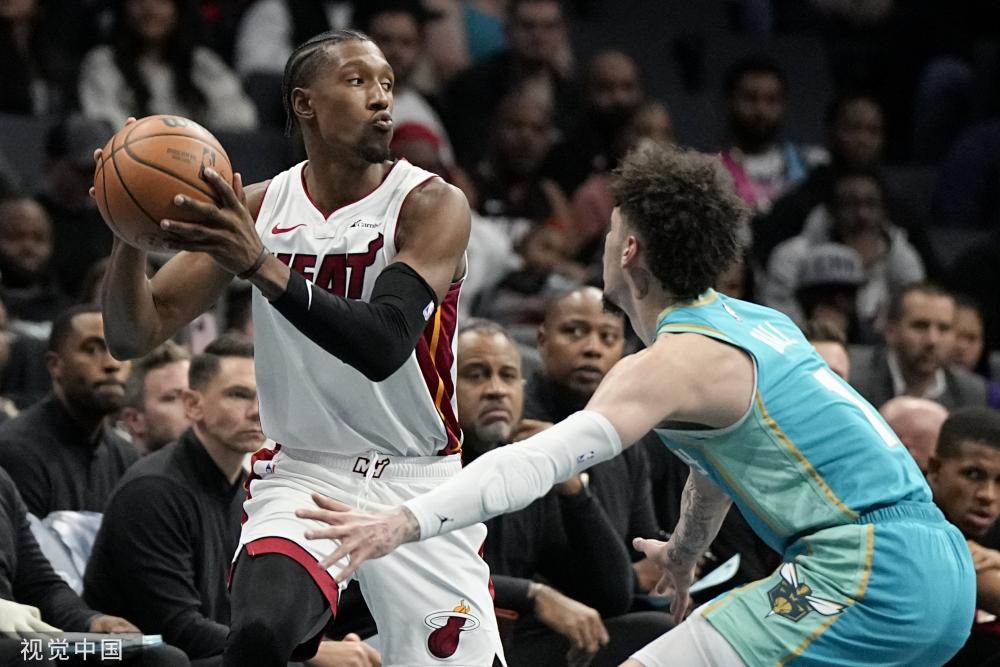 中所展现的 中所展现的