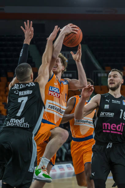 非首次出现 非首次出现